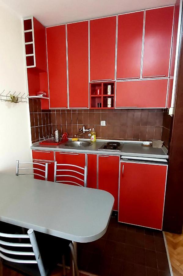 Suncani Apartman 1-Vila Amfora Budva Buitenkant foto