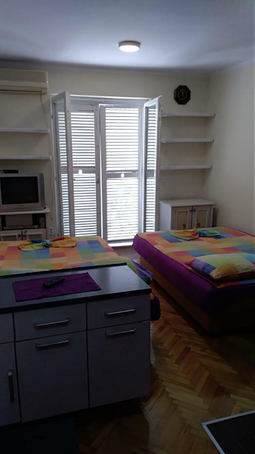 Suncani Apartman 1-Vila Amfora Budva Buitenkant foto